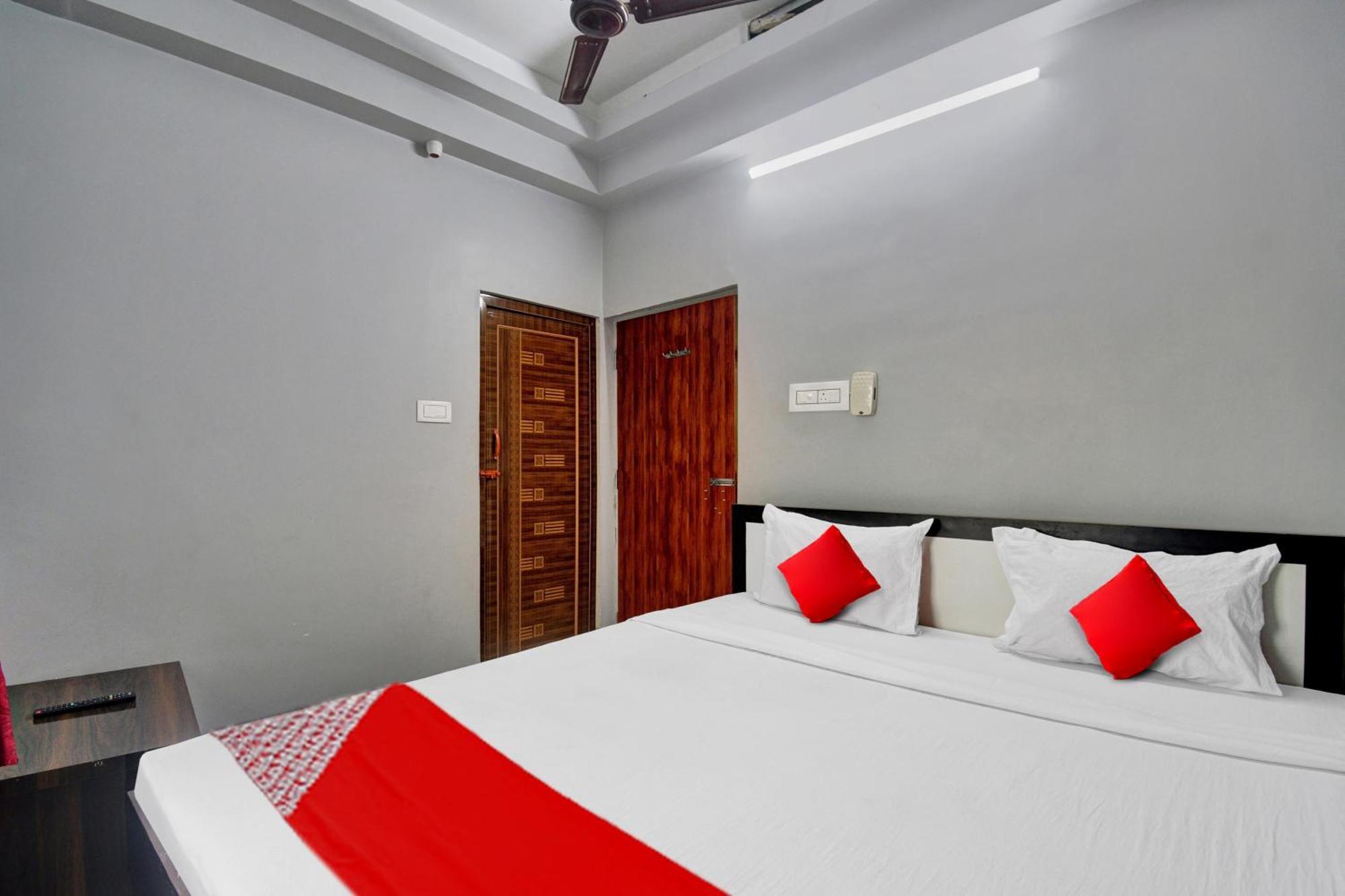 Super Hotel O Royal Empire Kalkutta Kültér fotó
