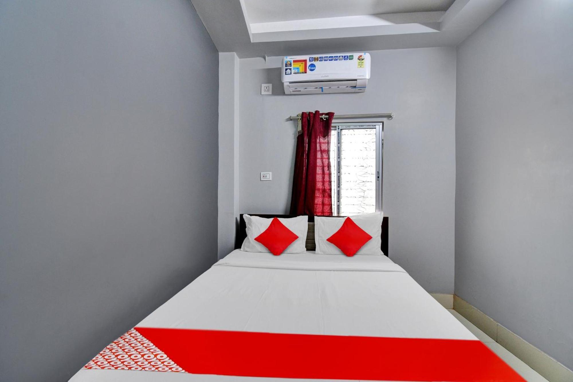 Super Hotel O Royal Empire Kalkutta Kültér fotó